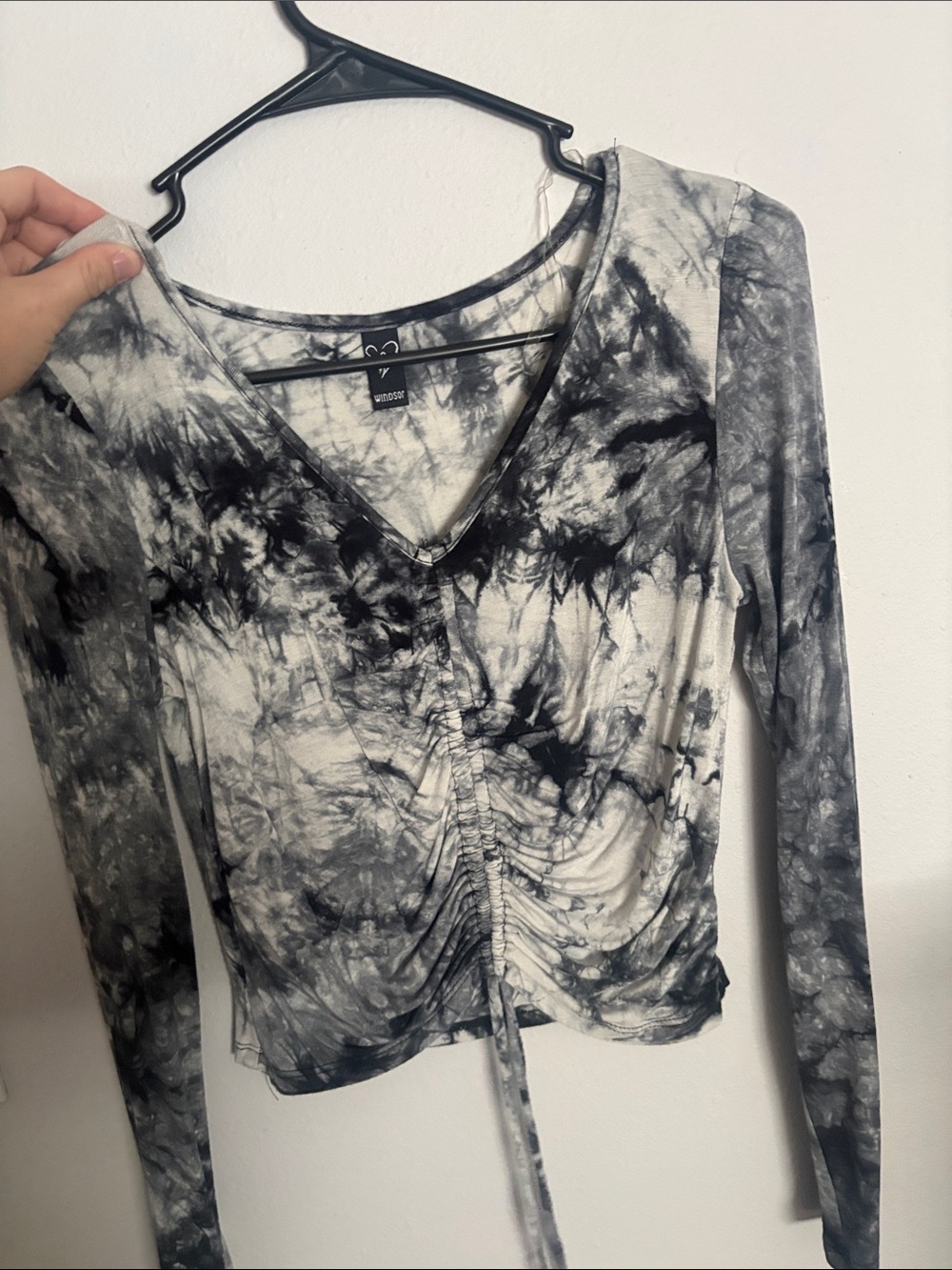 Windsor Black & White Tie-Dye Ruched Long Sleeve Crop Top